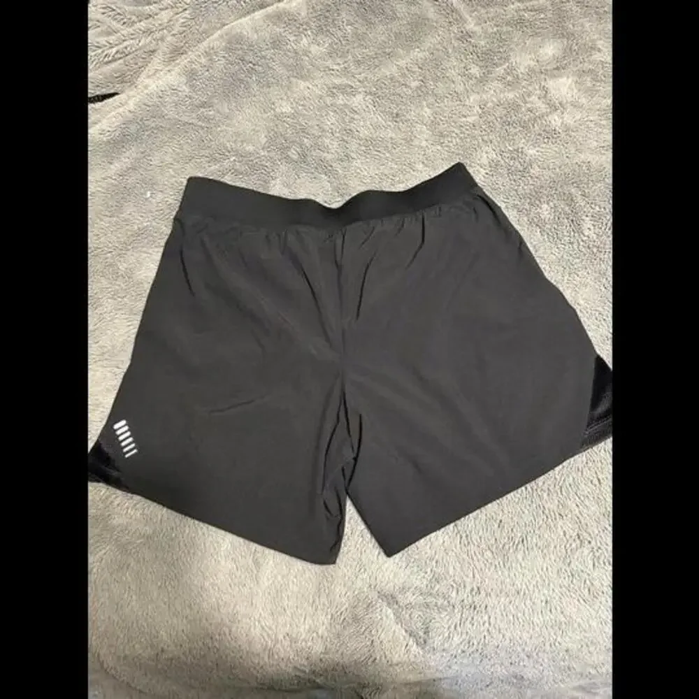 New Under Armour Men's SpeedPocket 7in Shorts – Size Large, Black - Picture 3 of 4